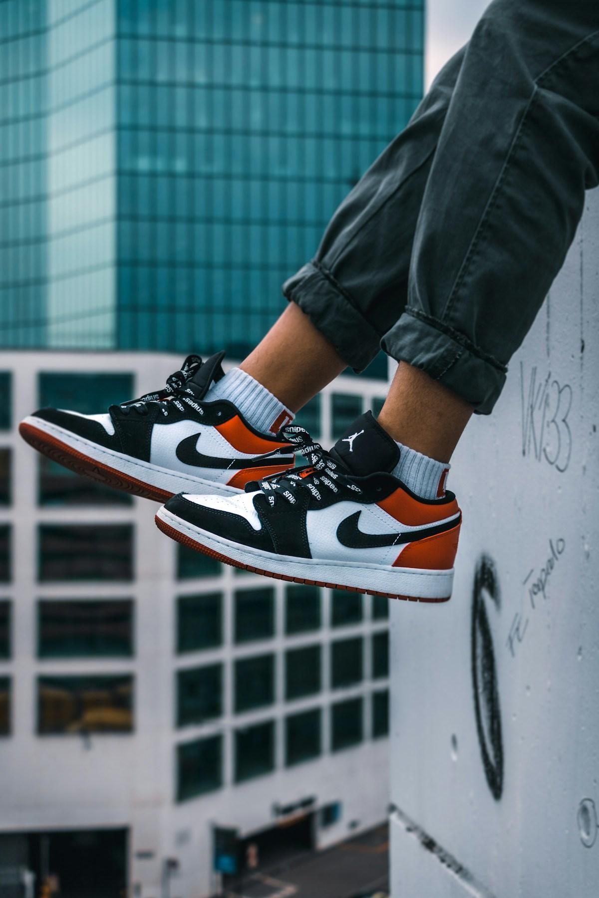 Sportswear & Athletic